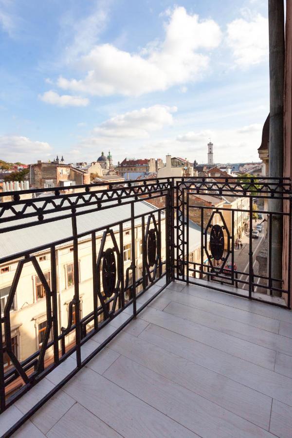 Leogrand Apartments On Khmelnytskoho 11 Lviv Extérieur photo