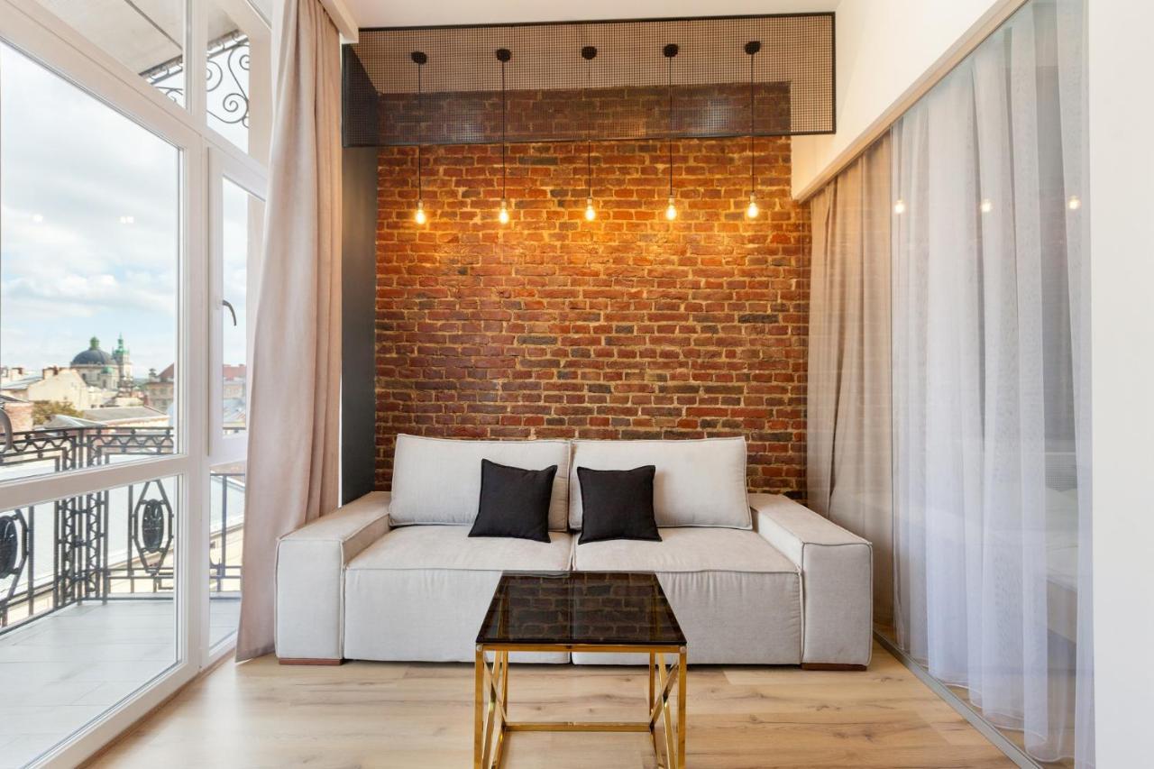 Leogrand Apartments On Khmelnytskoho 11 Lviv Extérieur photo