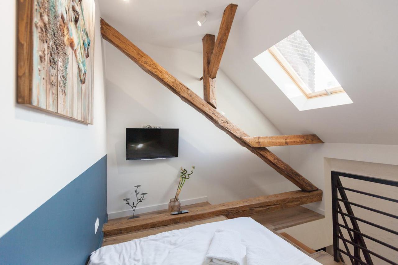 Leogrand Apartments On Khmelnytskoho 11 Lviv Extérieur photo